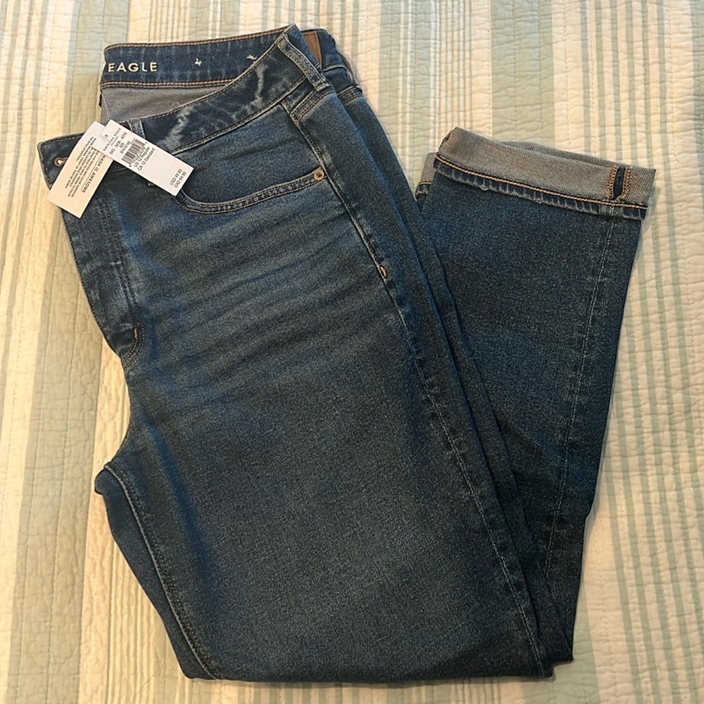 American Eagle NWT Tomgirl Jeans Size 12 - button up 👖
